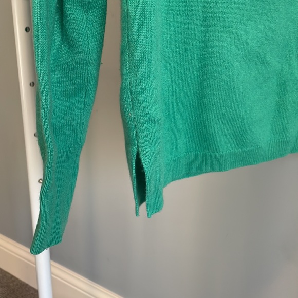 J.Crew Green Cashmere Sweater - Picture 5 of 5